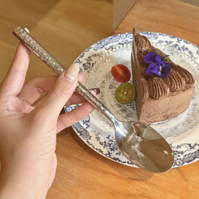 THÌA ĂN LUXURY SANG TRỌNG PHONG CÁCH HOA VĂN BẮC ÂU CAO CẤP - DÀI 21CM