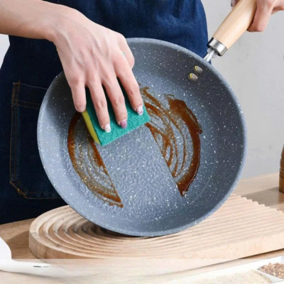 Chảo Chống Dính Vân Đá Có Tay Cầm Bằng Gỗ, Đáy Tròn, Phù Hợp Mọi Loại Bếp Giúp Bạn Nấu Ăn Một Cách Thuận Tiện