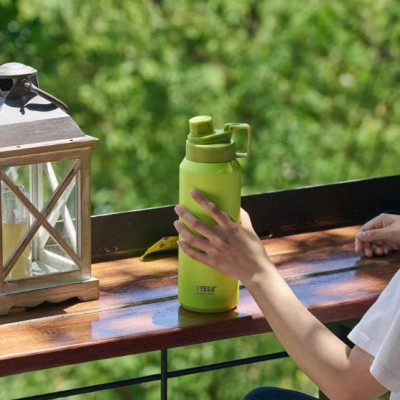 Bình nước giữ nhiệt TYESO 01010 900ML inox 304 cách nhiệt chân không giữ lạnh và nóng 