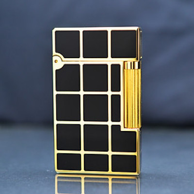 Vỏ Hột Quẹt Bật Lửa Upon D97V Họa Tiết Ô Vuông Nền Đen Cạnh Viền Vàng Cao Cấp - Dùng Ga Đá Cao Cấp