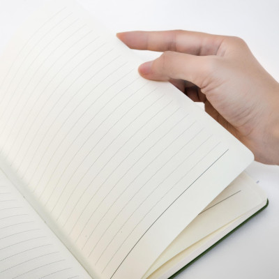 Sổ Bìa Da A5 - Không Kẻ Có Chấm 176 Trang 100gsm - Foliage Bamboo - The Sun - Màu Xanh Lá