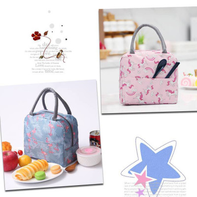 Túi Đựng Hộp Cơm Giữ Nhiệt Đa Lớp Nhiều Hoa Văn - Lạc Đà