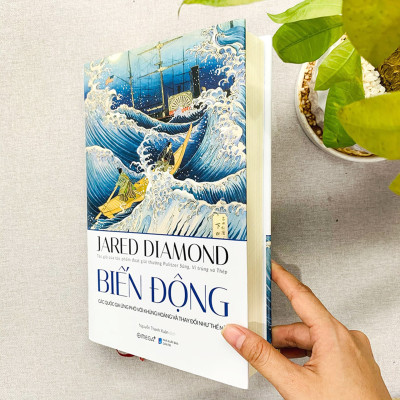 Combo Sách Nghiên Cứu Lịch Sử Nhân Loại Của Jared Diamond : Biến Động + Súng, Vi Trùng Và Thép (Phiên Bản 2020) 