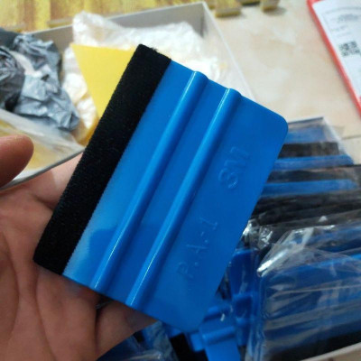Dụng cụ miếng gạt nhựa lá nhựa gạt bọc dán vuốt decal đề can xe hơi ô tô chuyên dụng