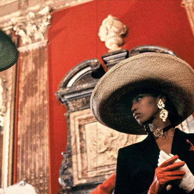 Yves Saint Laurent: Inside Out: A Creative Universe Revealed