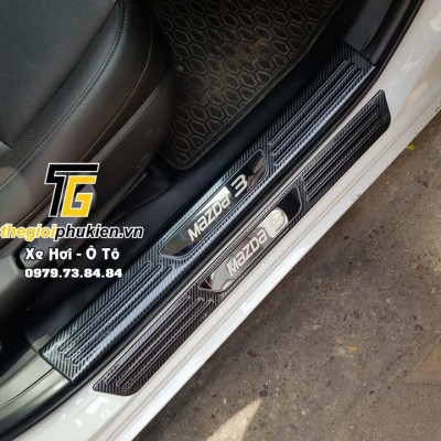 Combo ỐP BẬC CỐP VÀ BẬC CỬA xe Mazda 3 2020 vân Carbon