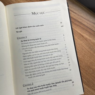 Coaching Salespeople into Sales Champions - Huấn luyện nhân viên bán hàng trở thành nhà vô địch bán hàng