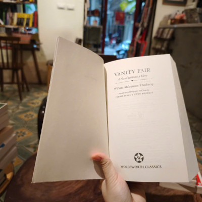 Sách - Vanity Fair by William Makepeace Thackeray - Tiểu thuyết kinh điển tiếng Anh/ English Classics Novel