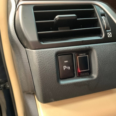 Cảm biến áp suất lốp gắn trong ô tô, xe hơi cao cấp nhãn hiệu Careud