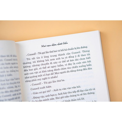 Sách - Hai Vạn Dặm Dưới Biển - Bìa Mềm - Đinh Tị Books