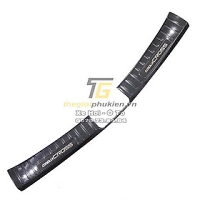 Bộ ốp chống trầy bậc cốp Toyota Corolla Cross 2020 vân Carbon
