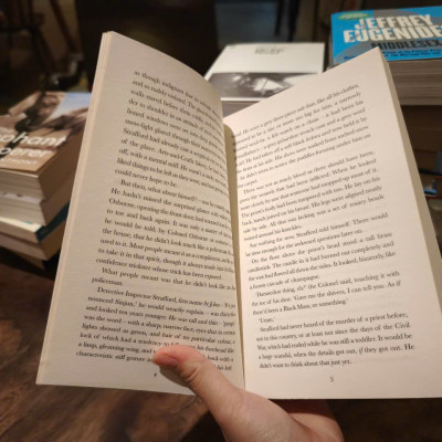 Sách - Snow : the masterful country house murder mystery and top 10 Sunday Times bestseller (Strafford and Quirke) by John Banville