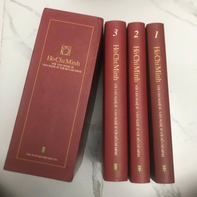 HỒ CHÍ MINH VỚI VĂN NGHỆ SĨ - VĂN NGHỆ SĨ VỚI HỒ CHÍ MINH (BOXSET BỘ 3 TẬP BÌA CỨNG CÓ HỘP)