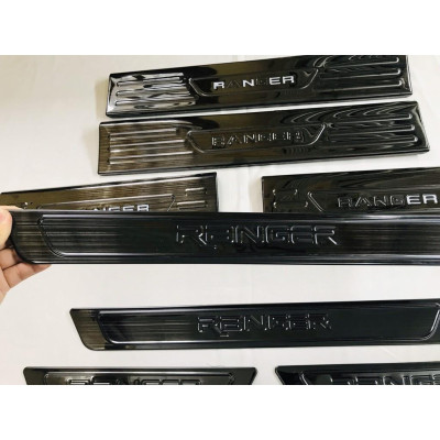 Ốp bậc cửa , nẹp bước chân Ford Ranger 2017-2022 cao cấp -mẫu Titan 8 chi tiết