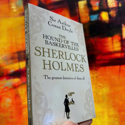 Sách - The Hound of the Baskervilles by Sir Arthur Conan Doyle - Sách tiếng anh