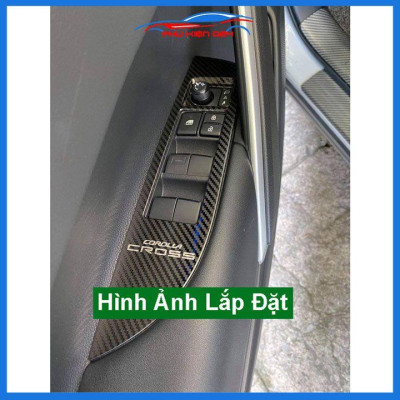 Ốp nội thất Toyota Cross 2020-2021-2022 vân Cacbon bảo vệ chống trầy xước và làm đẹp xe
