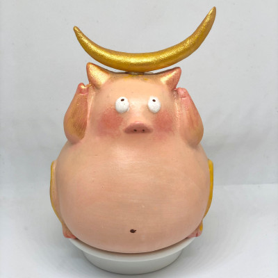 Tượng Gốm Thủ Công - Vẽ tay "Pig Moon"-Heo nhỏ nhặt Ánh Trăng Tri Thức-Tượng may mắn - trang trí dễ thương - Pig Moon Bookstore