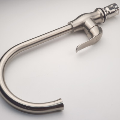 Vòi rửa chén nóng lạnh Inox SUS 304 nguyên khối Eurolife EL-T030 (Trắng vàng)