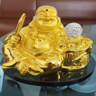 Tượng phật di lặc để taplo kiêm nước hoa ô tô xe hơi cao cấp khử mùi chống say xe cầu an lành hạnh phúc