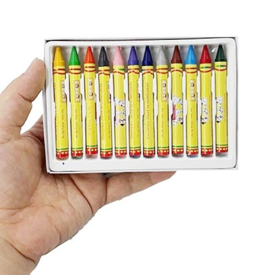Viết Sáp Màu Chó Đốm BS-005 (12 Màu) - Mẫu Bao Bìa Màu Xanh Lá