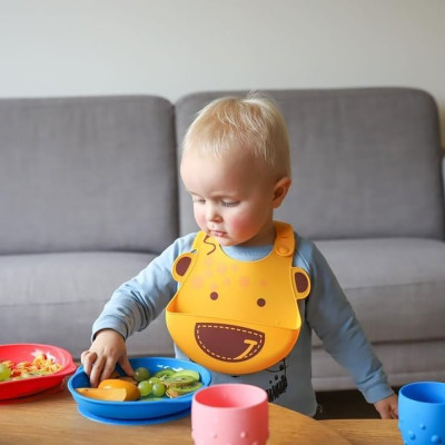 Yếm silicon ăn dặm cho bé Marcus & Marcus, từ 6 tháng