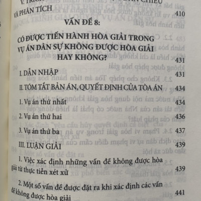 Lý giải một số vấn của Bộ luật Tố tụng dân sự năm 2015 từ thực tiễn xét xử (tái bản lần thứ nhất, có sửa đổi, bổ sung)