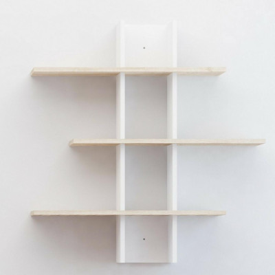 Kệ gỗ trưng bày kiểu dáng thanh lịch SMLIFE Watanabe