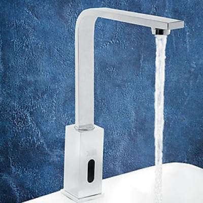 Vòi Cảm Ứng SmartLiving YM1011