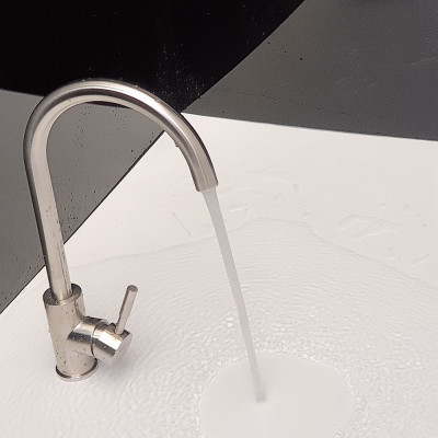 Vòi rửa chén nóng lạnh Inox SUS 304 nguyên khối Eurolife EL-KM09 (Trắng vàng)