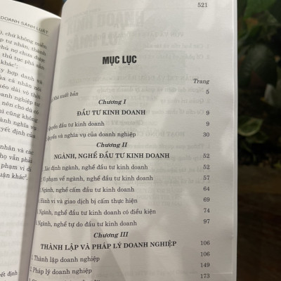 (Tái bản lần 2 năm 2023) KINH DOANH SÀNH LUẬT - Ứng dụng luật doanh nghiệp năm 2020, sửa đổi, bổ sung năm 2022 và quy định liên quan) - Luật sư Trương Thanh Đức - NXB Chính trị Quốc gia sự thật– bìa mềm