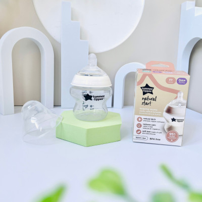 Bình Sữa PP Ty Siêu Mềm Tự Nhiên Tommee Tippee 150ml, Núm Ty Của Bình 0-3 Tháng