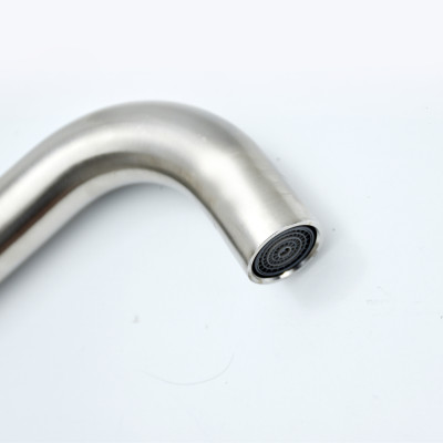 Vòi bếp nóng lạnh kèm theo bộ dây cấp nước Hiwin KF-103C