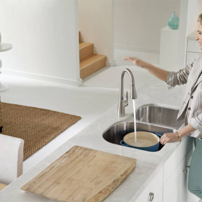 Vòi Rửa Chén Cảm Ứng MOEN 7594ESRS (HÀNG CHÍNH HÃNG)