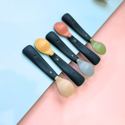 Thìa Tập Ăn Bề Cho Bé Tommee Tippee Easigrip Từ 6 Tháng (Bộ 5 Thìa)