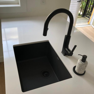 Vòi rửa chén dây rút MOEN S72308BL (HÀNG CHÍNH HÃNG)