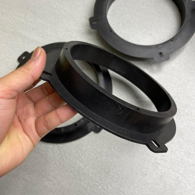 Dưỡng loa cánh ô tô 6.5 inch Huyndai và Kia cỡ 16.5cm kích thước chuẩn bắt ốc vít din cho I10, Santafe, Forte, Sorento