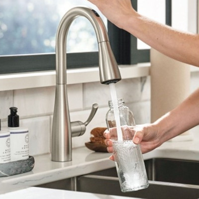 Vòi Rửa Chén Cảm Ứng MOEN 7594ESRS (HÀNG CHÍNH HÃNG)