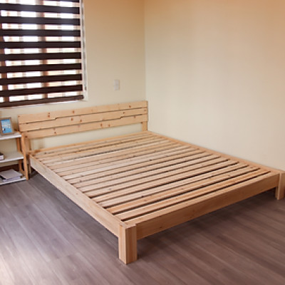 Giường ngủ gỗ CT05 Juno Sofa màu vàng nhạt 