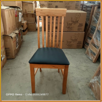 Ghế ngồi phòng ăn Tundo gỗ sồi màu tự nhiên mặt nệm 5 nan