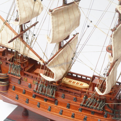 Mô hình thuyền chiến cổ Royal Louis (62cm)