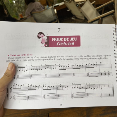MÉTHODE ROSE – PHƯƠNG PHÁP HỒNG NĂM THỨ HAI VỚI ĐÀN PIANO – Ernest Van de Velde – Trịnh Minh Thanh dịch – Huy Hoàng Bookstore – NXB Dân Trí (Bìa mềm)