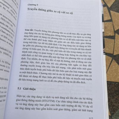 HỆ THỐNG GIAO THÔNG THÔNG MINH TRONG CÁC ĐÔ THỊ THÔNG MINH – Các khía cạnh và thách thức của mạng di động và đám mây – Rodolfo I. Meneguette – Nguyễn Cường và Trương Hồng Sơn dịch – NXB Xây Dựng