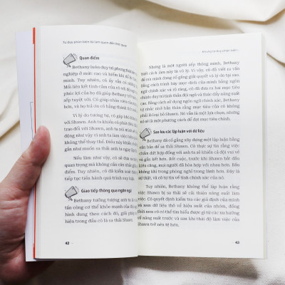 Sách - Tư Duy Phản Biện - Từ Làm Quen Đến Thói Quen (Critical Thinking Series)