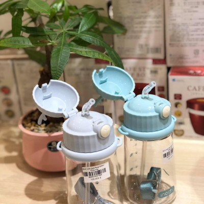 Bình nước có ống mút, có dây đeo Goki Rudy 450ml nắp xừng hươu ngộ nghĩnh - Hàng xuất Nhật