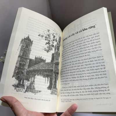 VÌ TÌNH YÊU HÀ NỘI – Tập Hợp Các Bài Viết Về Bảo Tồn Di Sản Và Phát Triển Đô Thị – Martín Rama – Tri Thức Trẻ Books