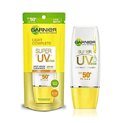 Kem Chống Nắng Garnier Kiềm Dầu Và Sáng Da Light Complete Super UV Matte SPF50+ PA+++ 30ml