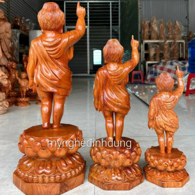 Tượng phật đản sinh bằng gỗ hương đá kt cao 30×12cm