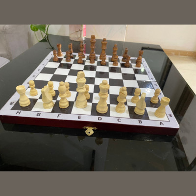 Bộ cờ vua gỗ đạt chuẩn bàn 35x 35cm,quân 7,2