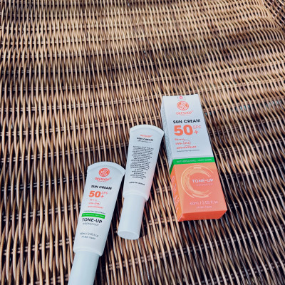 Kem Chống Nắng OKESHOP 60ml SPF 50+ PA++++ Anti-oxydant Tone - Up - Bảo Vệ Da Tuyệt Đối - Anti-Brillance / Anti-shine