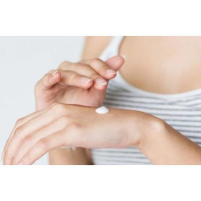 Kem Chống Nắng Toàn Thân Dạng Gel Sữa Vichy Capital Soleil Melting Milk-Gel SPF 50 PA+++ 200ml